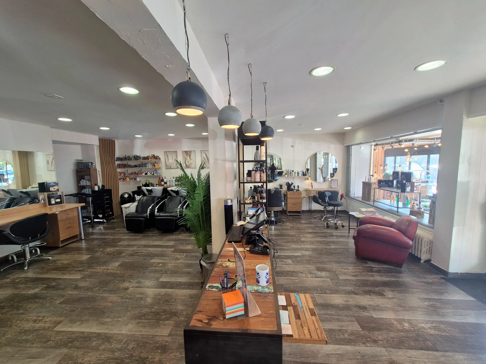 Hair&Light - Coiffure La Rochelle - Hair&Light - Photo Galerie - OneBooking