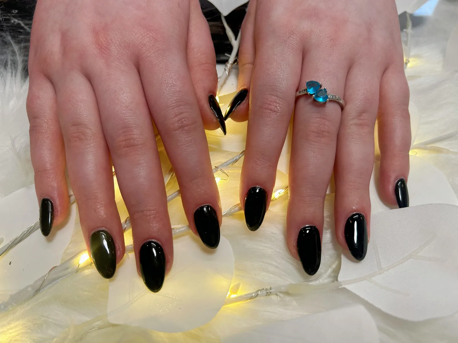 Glow up Nails & Beauty - Institut de beauté Melun - Glow up Nails & Beauty - Photo Galerie - OneBooking