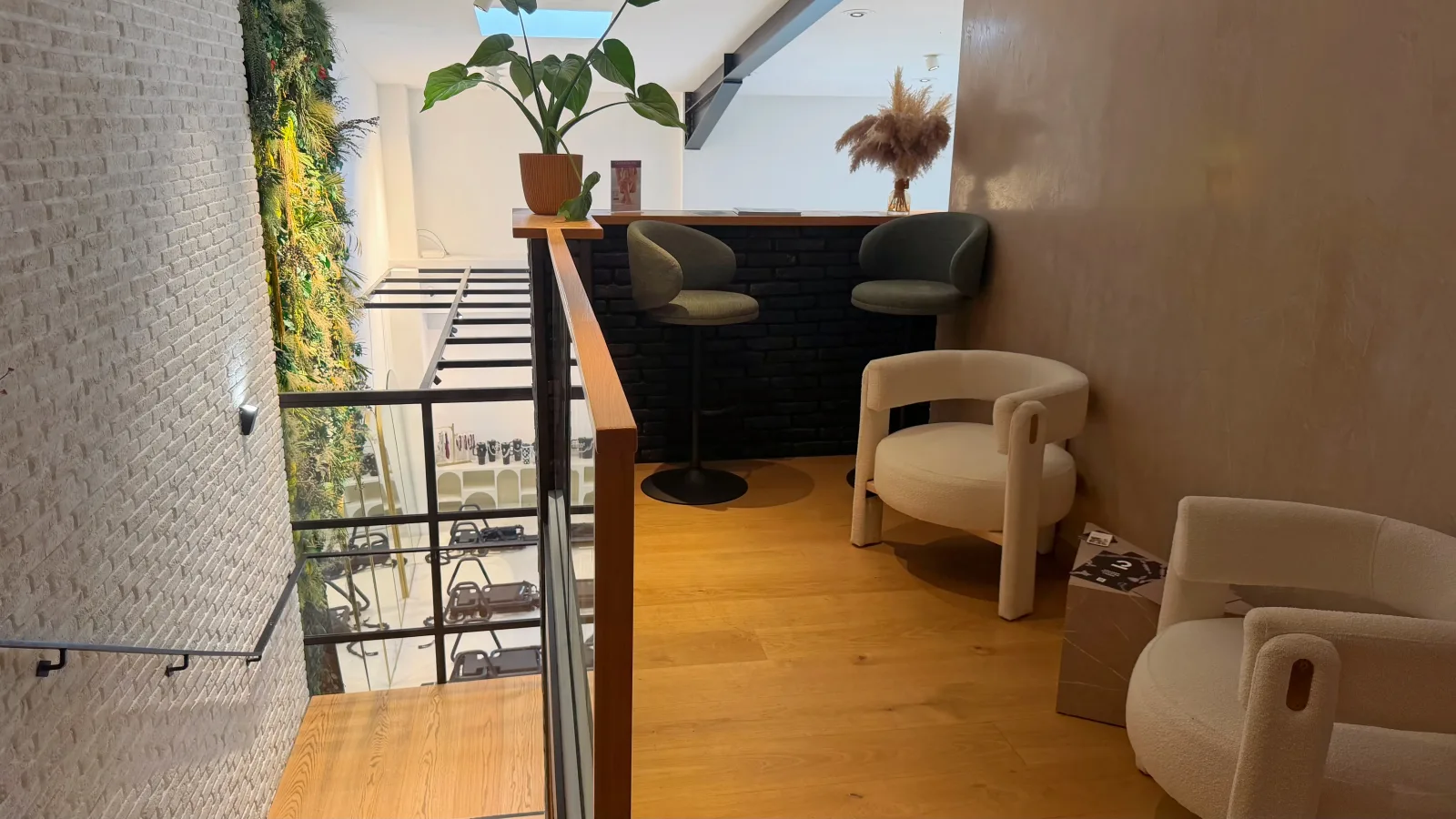 The Body Club - Onglerie Porto-Vecchio - The Body Club - Photo Galerie - OneBooking