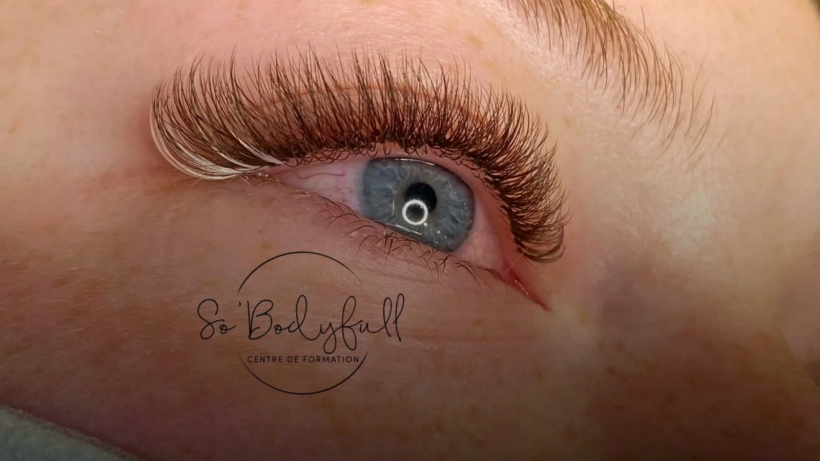 So’Bodyfull by Maya - Coiffure Strasbourg - So’Bodyfull by Maya - Photo Galerie - OneBooking