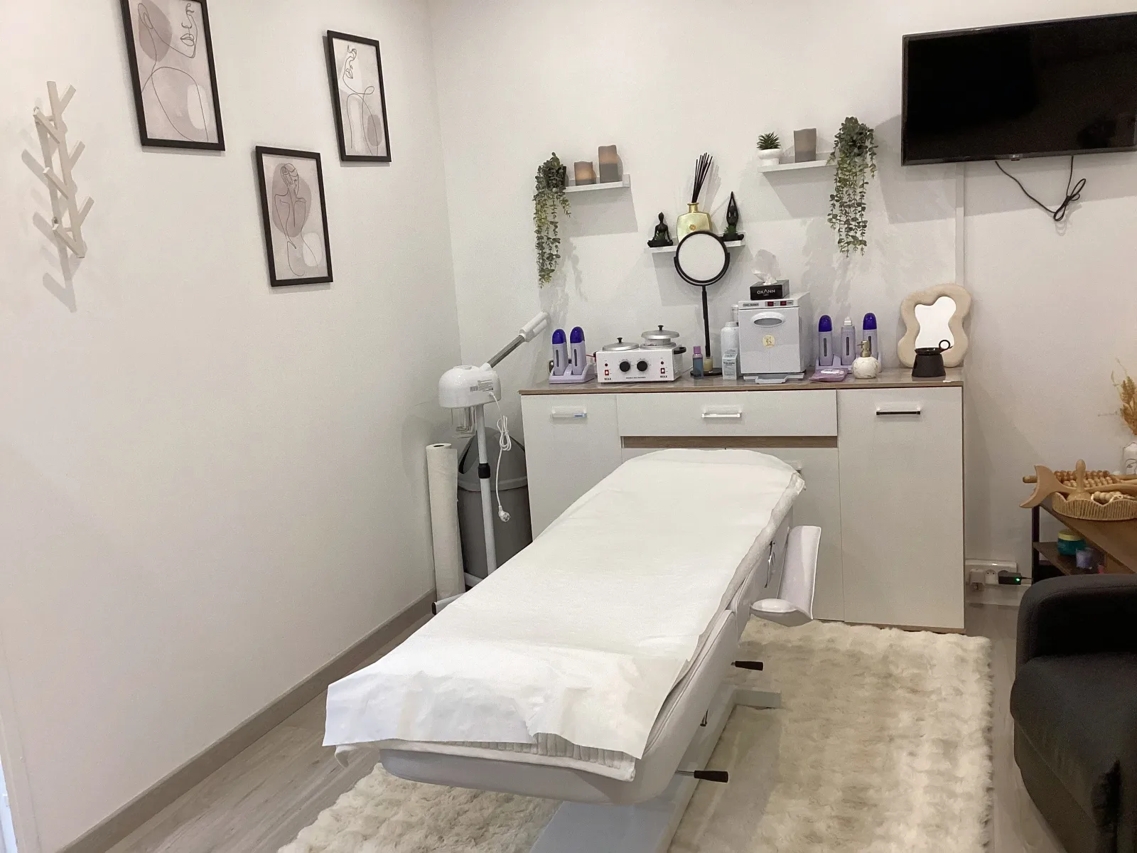 Kaur Beauty & Nails - Onglerie Boulogne-Billancourt - Kaur Beauty & Nails - Photo Galerie - OneBooking
