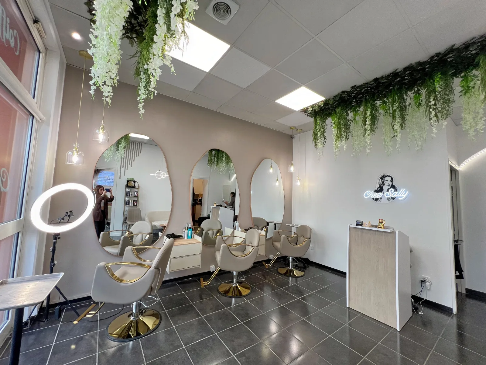 Chez Sally Coiffure - Coiffure Strasbourg - Chez Sally Coiffure - Photo Galerie - OneBooking
