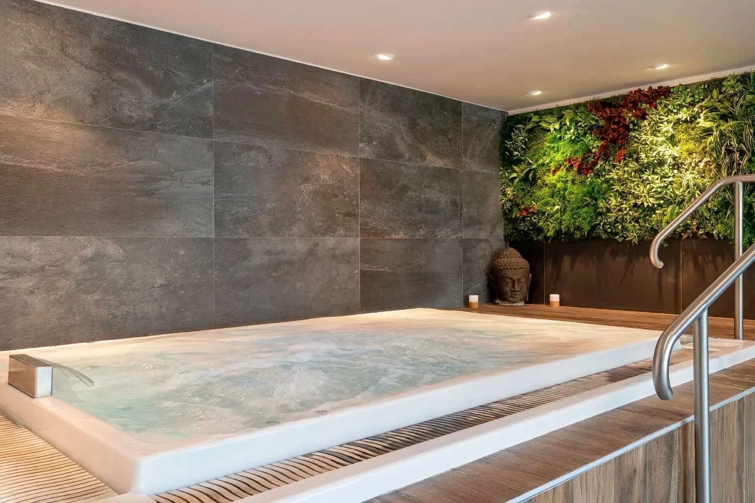 SPA Hôtel Central Park - Massage La Rochelle - SPA Hôtel Central Park - Photo Galerie - OneBooking