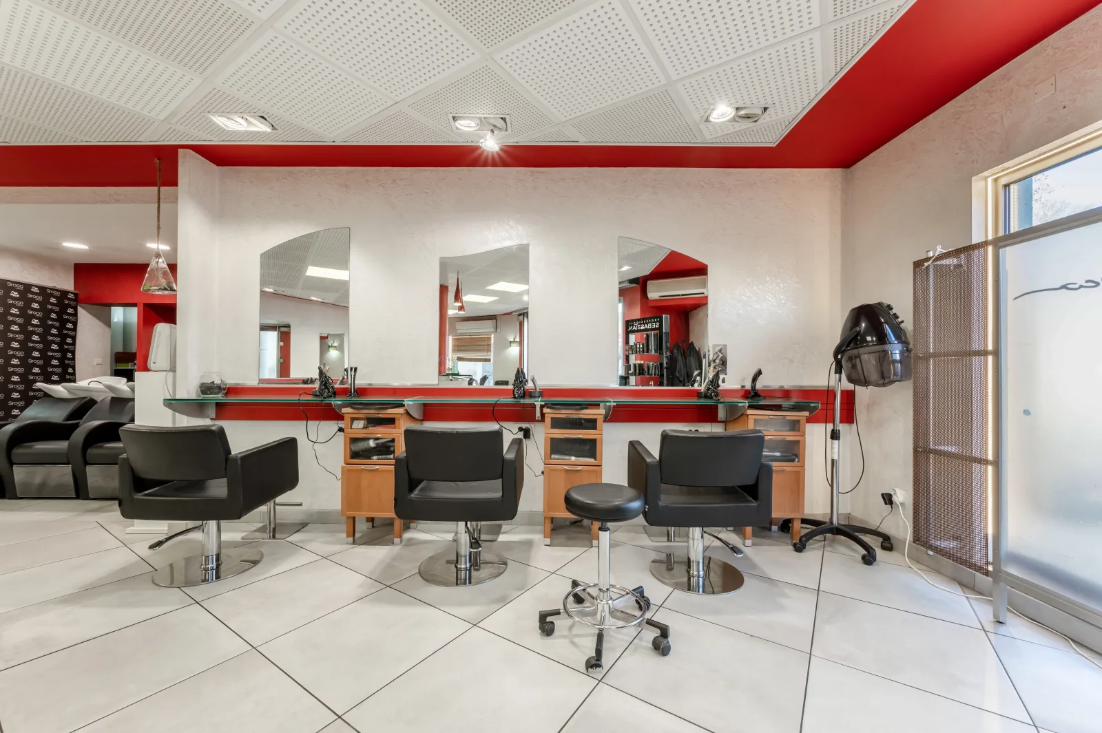 Siroco Coiffure - Coiffure Vauvert - Siroco Coiffure - Photo Galerie - OneBooking