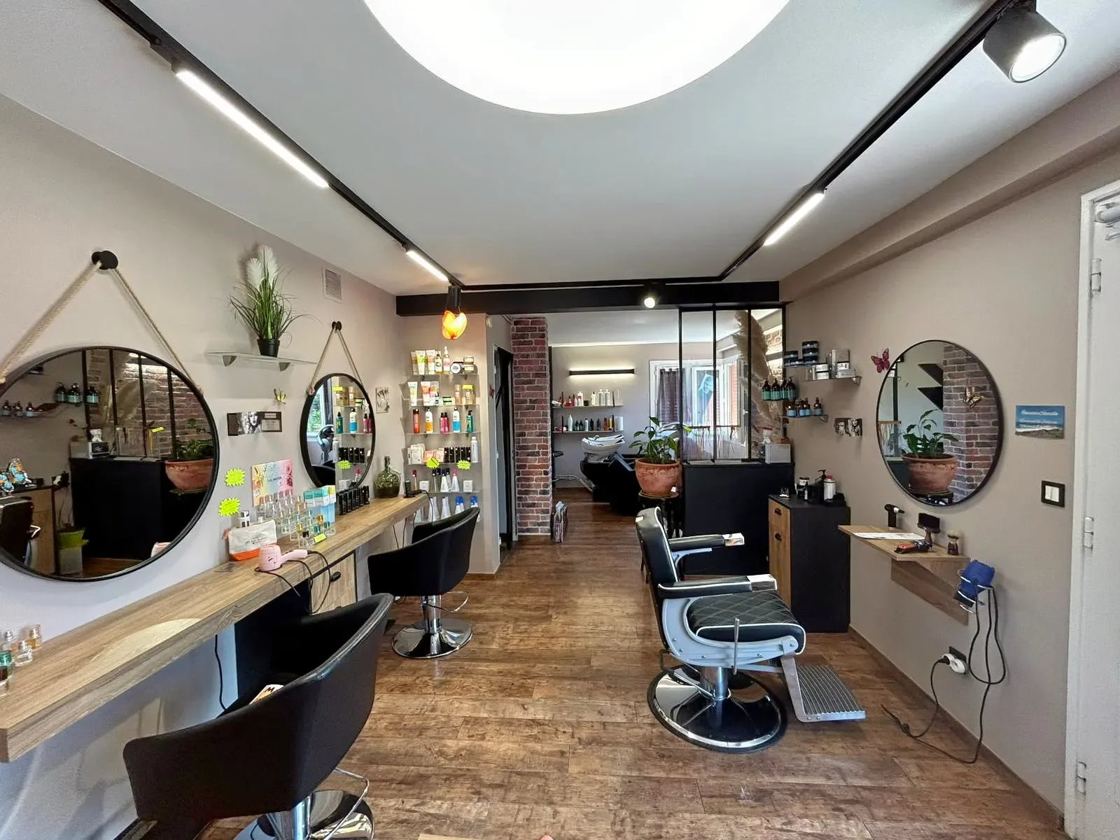 Pampa Coiffure - Coiffure Saint-Denis-lès-Bourg - Pampa Coiffure - Photo Galerie - OneBooking
