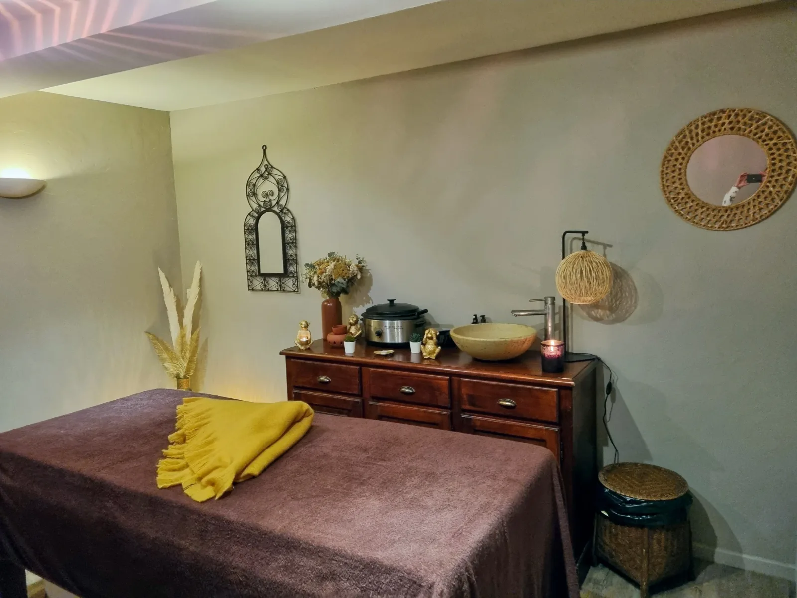 Institut Bain de Soi - Onglerie Pau - Institut Bain de Soi - Photo Galerie - OneBooking