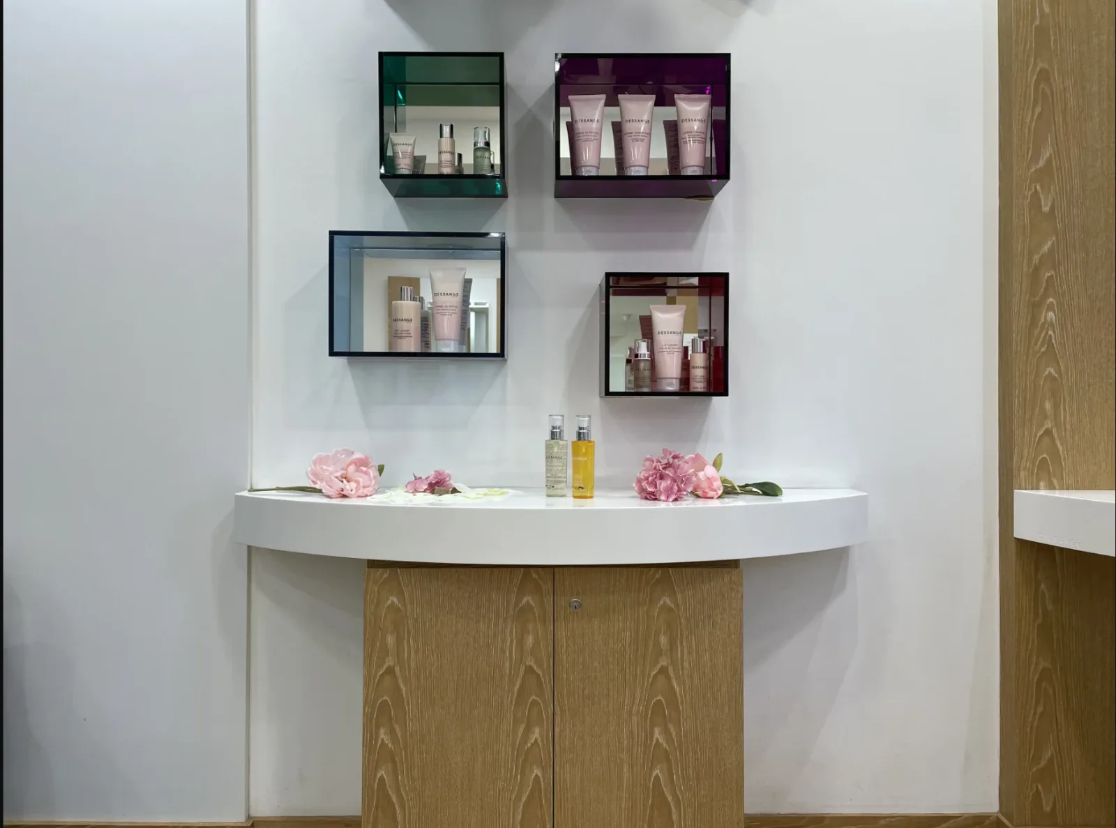 DESSANGE - Porto-Vecchio - Coiffure Porto-Vecchio - DESSANGE - Porto-Vecchio - Photo Galerie - OneBooking
