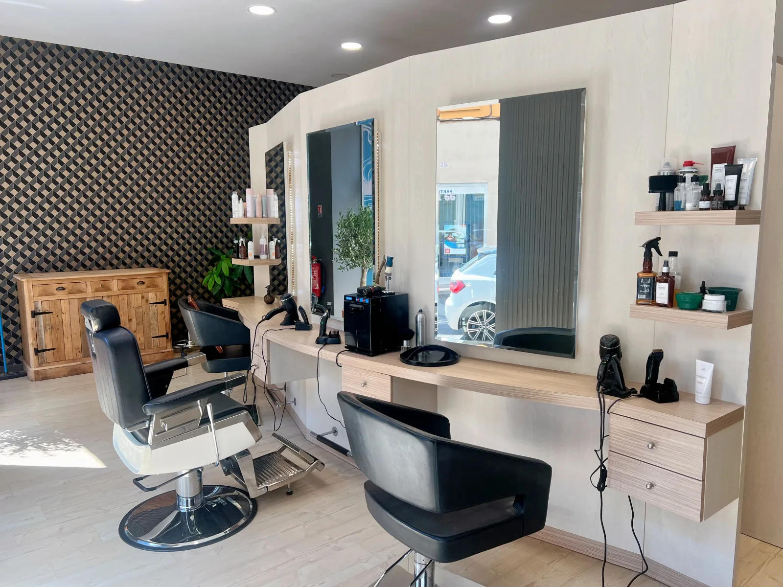 CL coiffure - Coiffure Villefranche-sur-Saône - CL coiffure - Photo Galerie - OneBooking