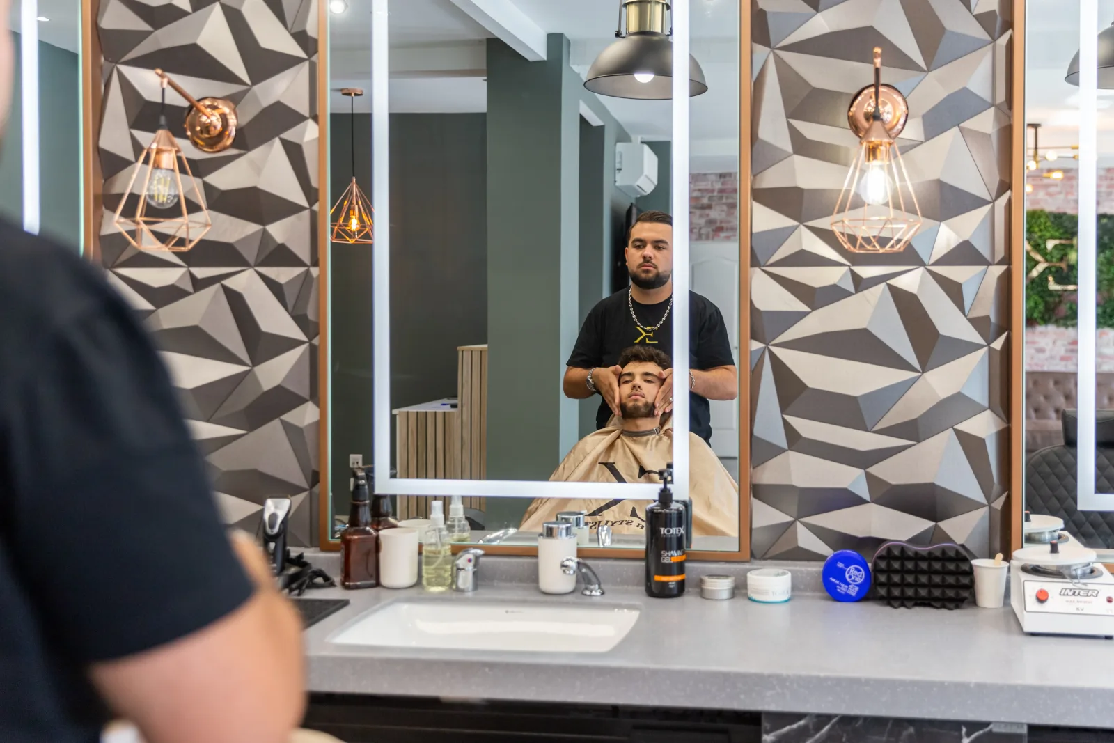 Ek Pro HairStylist - Meinau - Coiffure Strasbourg - Ek Pro HairStylist - Meinau - Photo Galerie - OneBooking