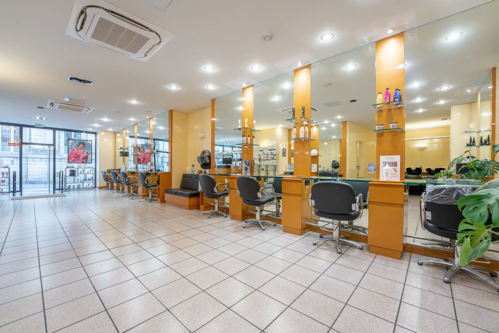 Camille Albane - Arras - Coiffure Arras - Camille Albane - Arras - Photo Galerie - OneBooking