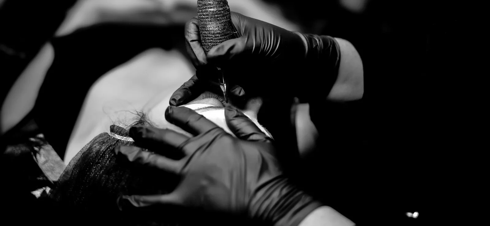 Neopsis - Dermopigmentation Réparatrice, Esthétique, Tricopigmentation, Tatouage, Piercing - Institut de beauté La Chapelle-sur-Erdre - Neopsis - Dermopigmentation Réparatrice, Esthétique, Tricopigmentation, Tatouage, Piercing - Photo Galerie - OneBooking