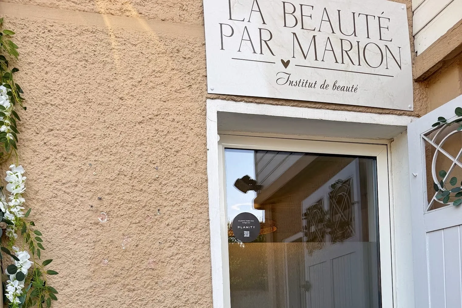 La beauté par Marion - Onglerie Pau - La beauté par Marion - Photo Galerie - OneBooking