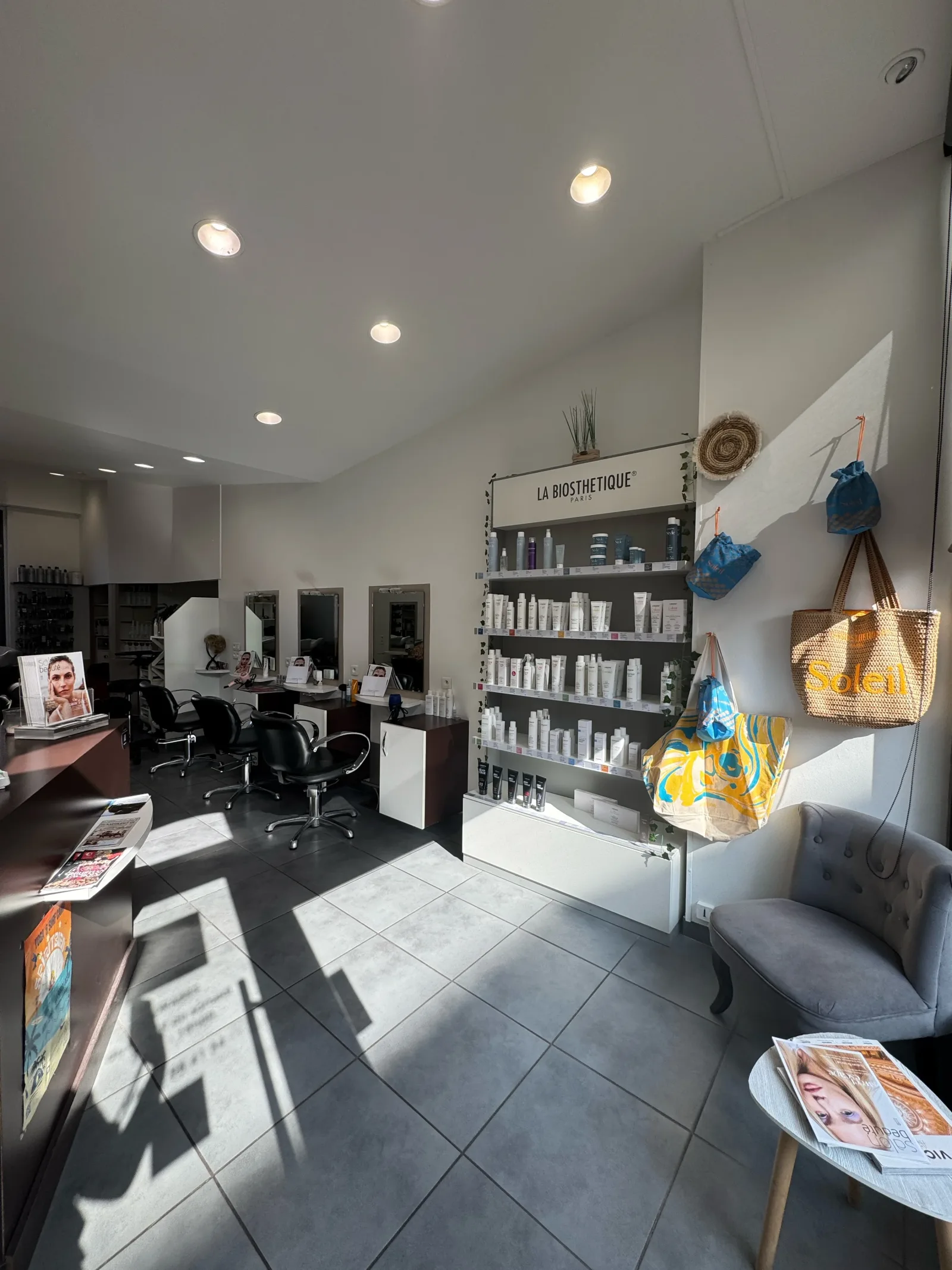 Anthony Bouillot quartier Jeanne d’arc - Coiffure Vichy - Anthony Bouillot quartier Jeanne d’arc - Photo Galerie - OneBooking