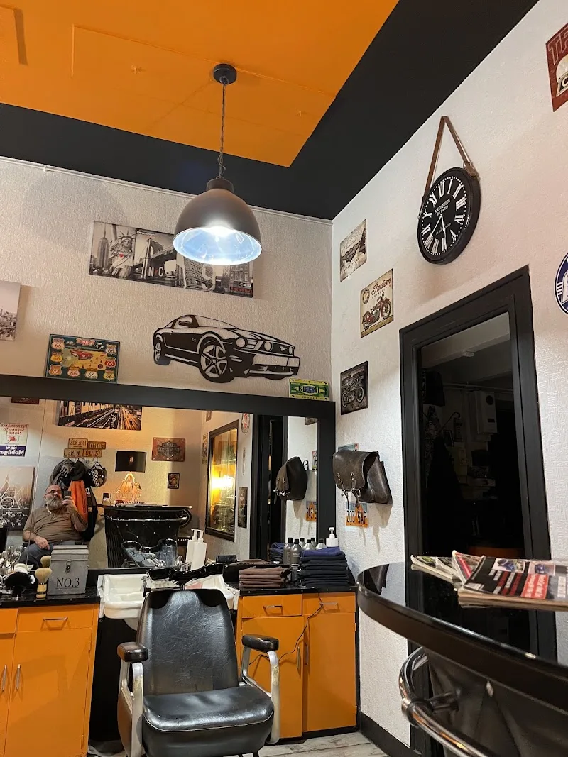 Barbier Coiffeur Réza - Barbier Lyon - OneBooking
