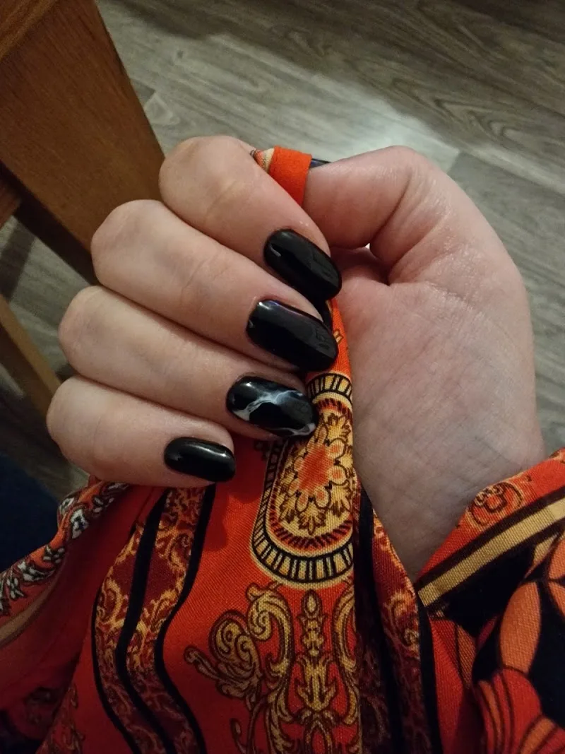 Adel'Ongle - Onglerie Amiens - OneBooking