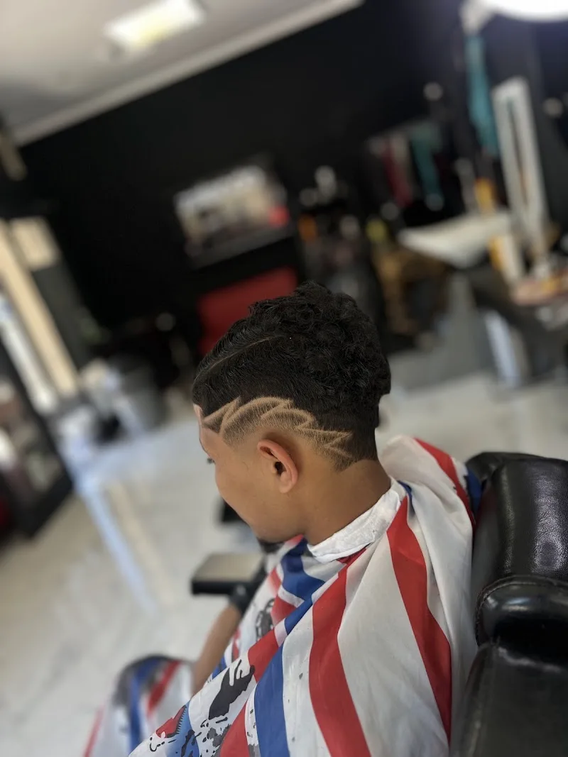 FMA BARBER NIMES - Coiffure Nîmes - OneBooking