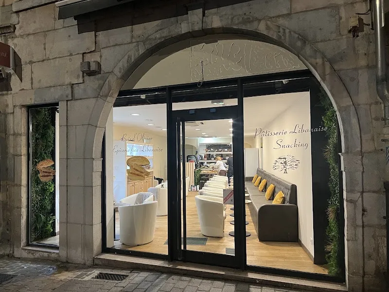 Aux délices du cèdre - salon de thé épicerie fine - Barbier Besançon - OneBooking