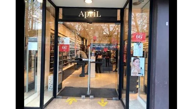 Parfumerie April Tours - Maquillage Tours - OneBooking