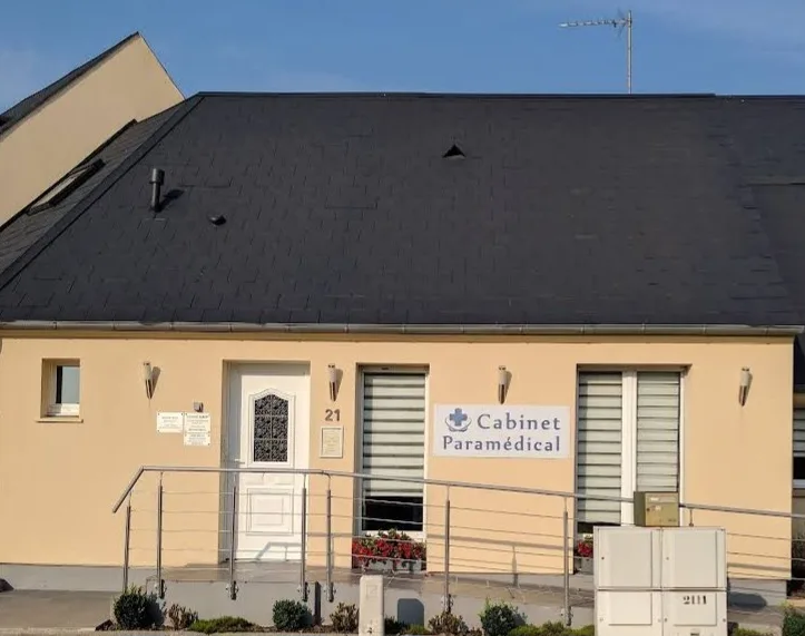 Lila Sefion Réflexologie RNCP et Bien-être/E.I - Massage Amiens - OneBooking