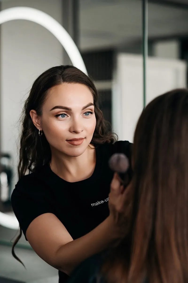 NK Makeup Artist & Hair Stylist in Paris - Maquillage Paris - OneBooking