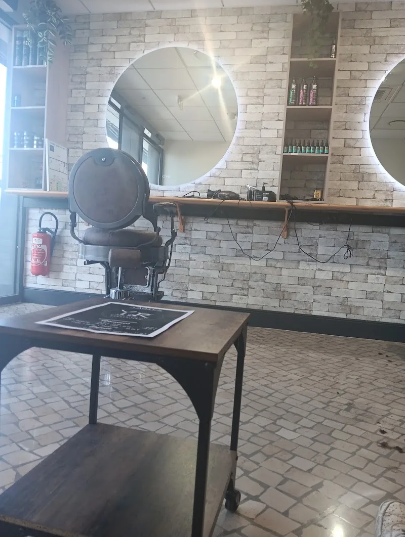 Élégance coiffure barber shop - Barbier Clermont-Ferrand - OneBooking