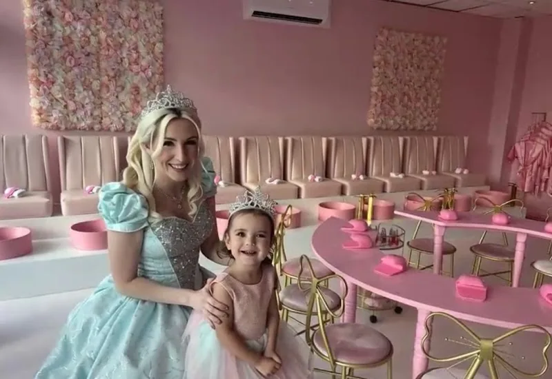 Royaume des Princesses – Événements enfants Nîmes - Maquillage Nîmes - OneBooking