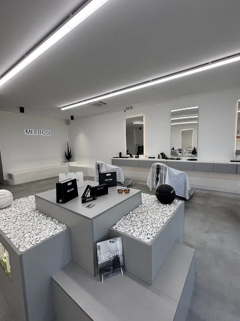 MELROSE - Salon de coiffure pour Homme - Barbier Clermont-Ferrand - OneBooking