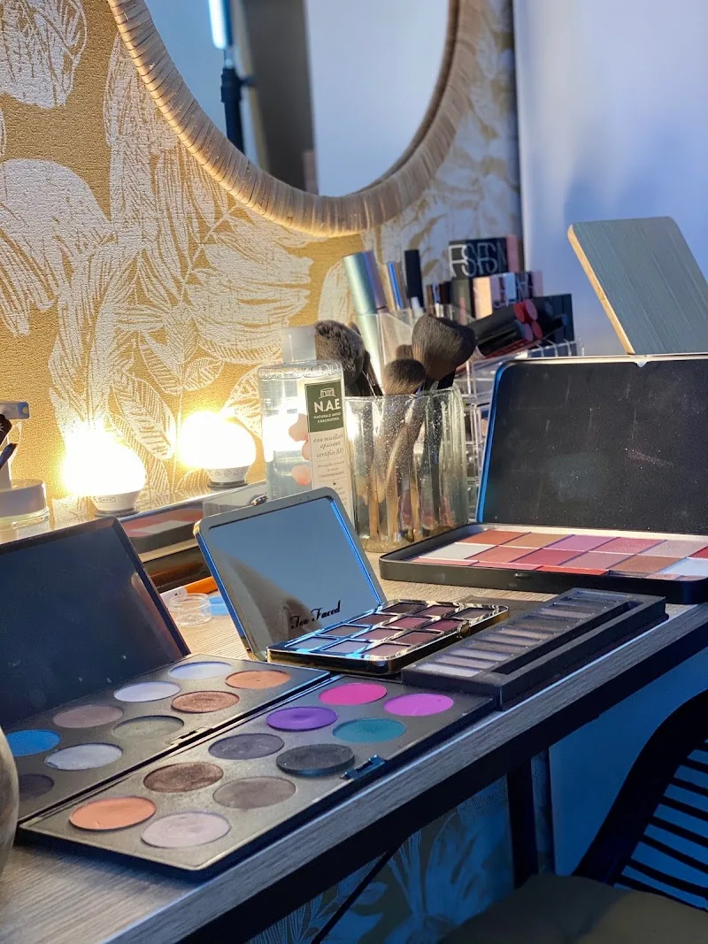 Comptoir.makeup - Maquillage Saint-Étienne - OneBooking
