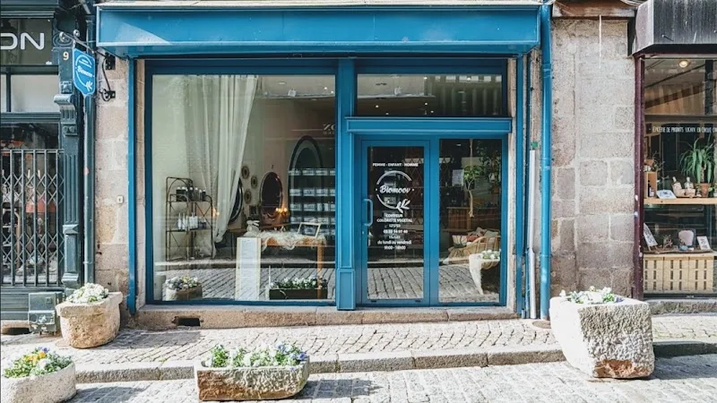 Biomoov – Salon de coiffure végétale à Limoges - Coiffure Limoges - OneBooking