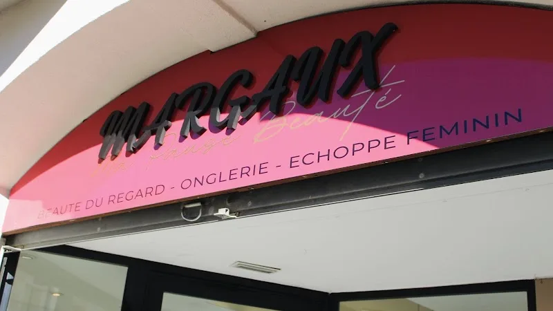 Ma pause beauté by Margaux - Sourcils & cils Béziers - OneBooking