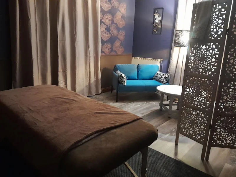 Clair de Lune Bien Être - Massage Fougères - OneBooking