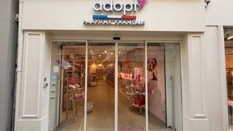 Adopt Parfums - Maquillage Poitiers - OneBooking