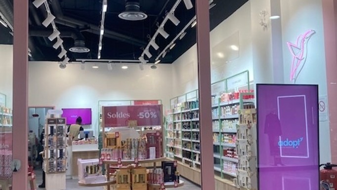 Adopt Parfums - Maquillage Angers - OneBooking