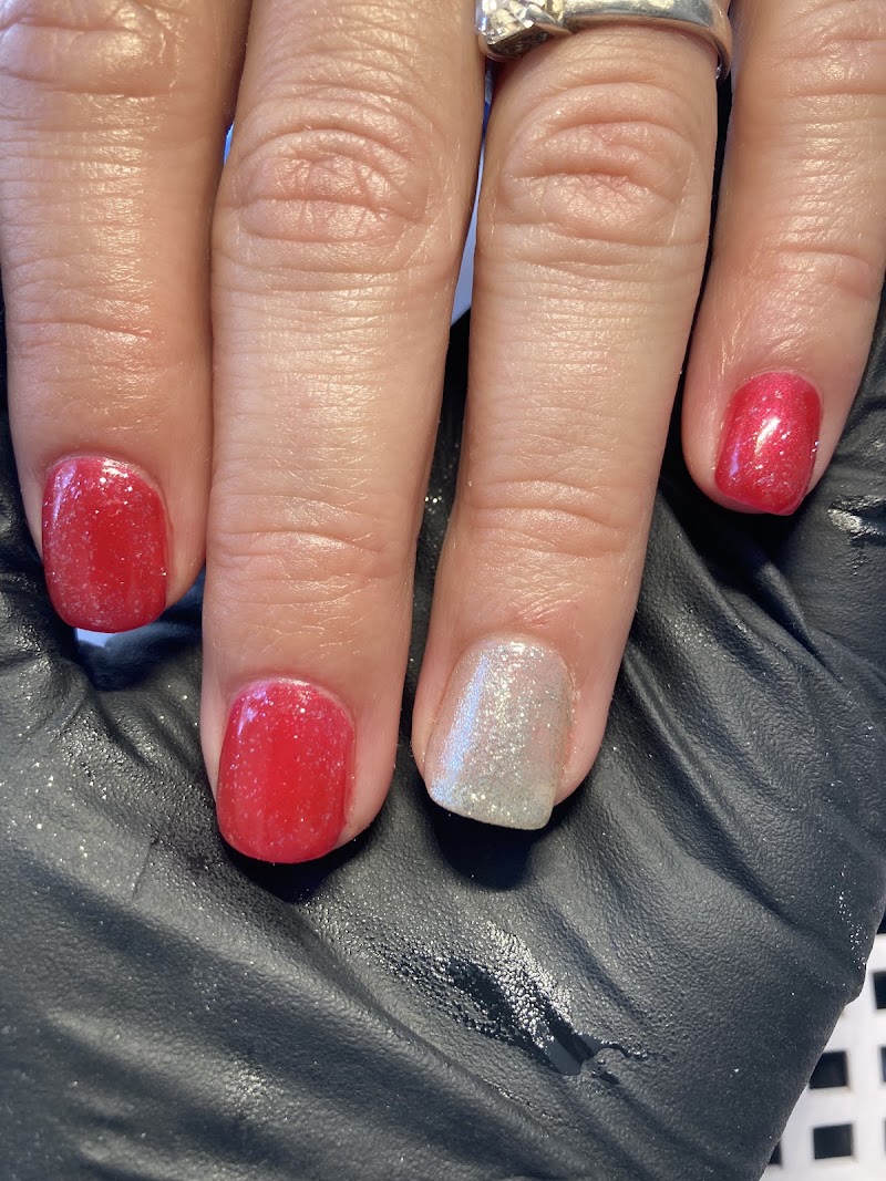 Mademoiselle Nails - Onglerie Cannes - OneBooking
