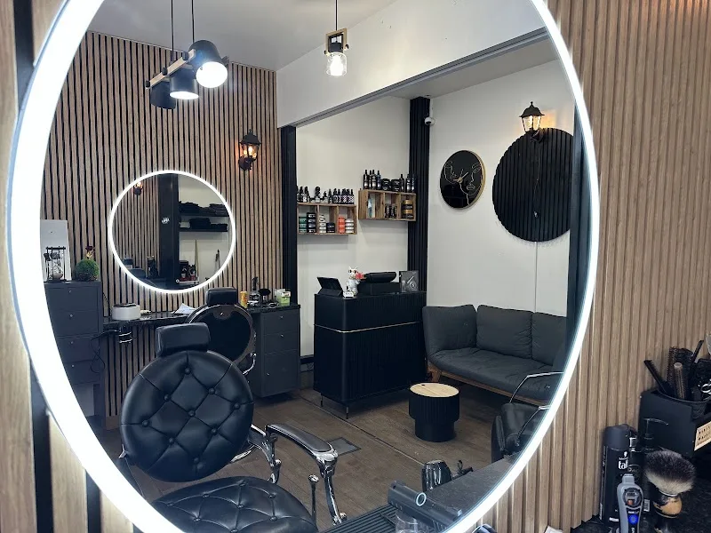32 barbier de nuit - Barbier Caen - OneBooking