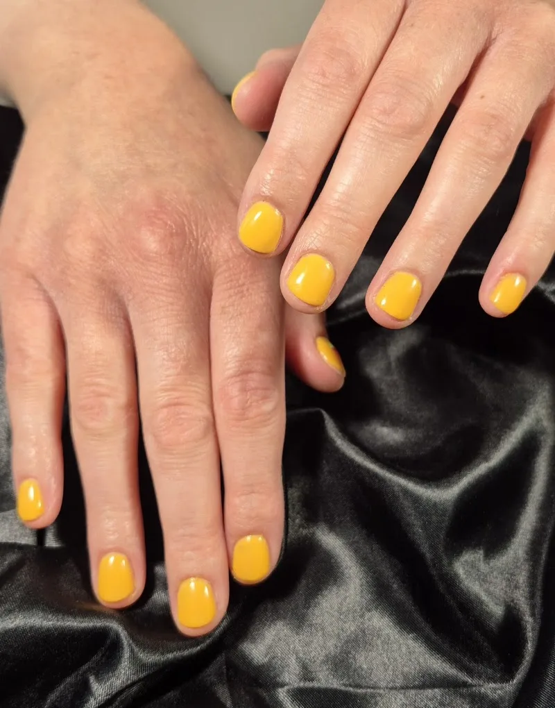 Attentio'nails - Onglerie Caen - OneBooking