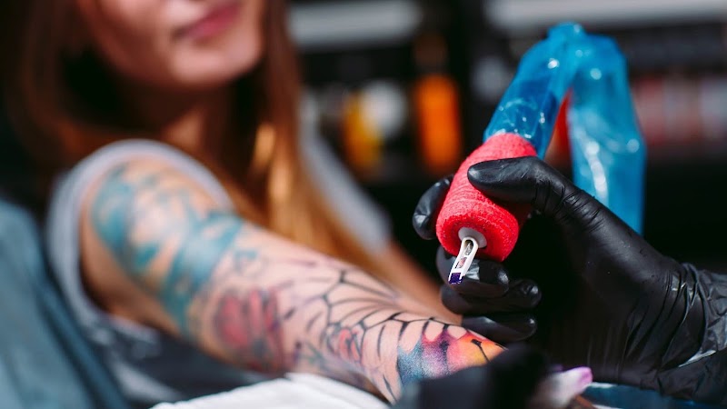 LE STUDIO BEAUTE & TATOO - Maquillage Ajaccio - OneBooking