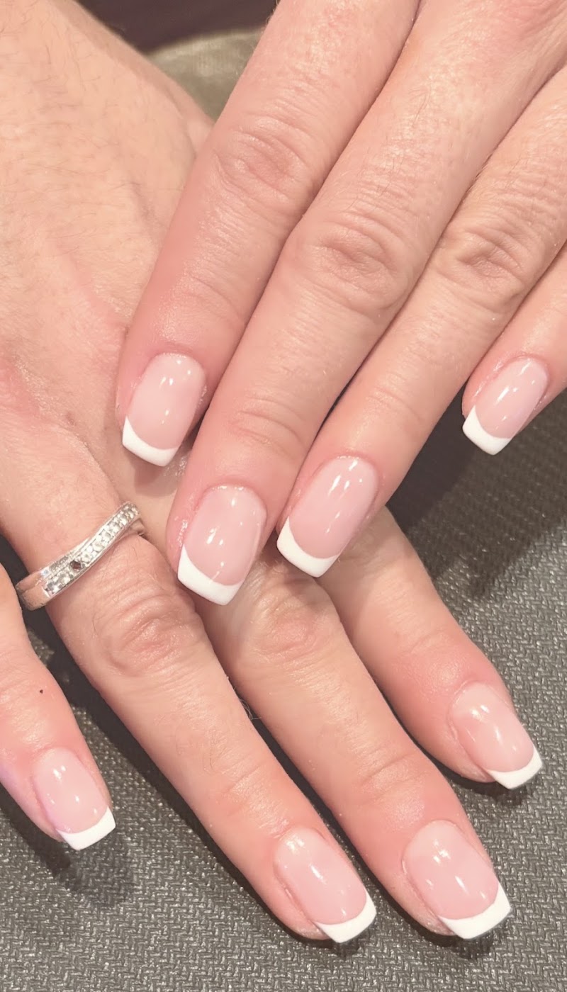 Audrey’s Nails - Onglerie Cannes - OneBooking