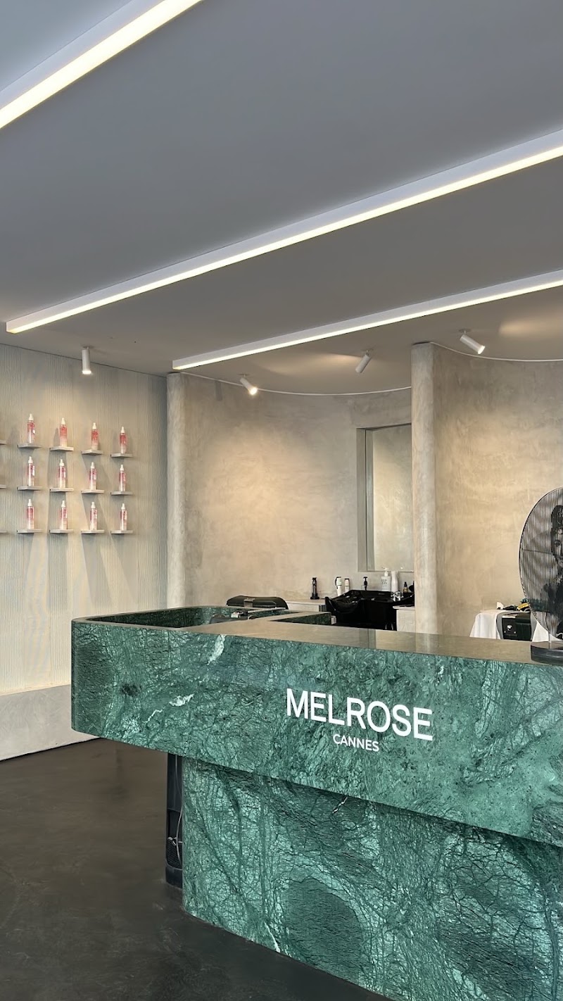 MELROSE - Salon De Coiffure Pour Homme - Coiffure Cannes - OneBooking