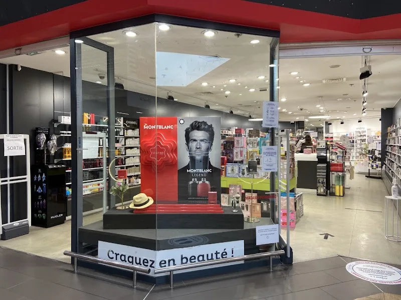 Parfumerie Auchan Mezzavia - Maquillage Ajaccio - OneBooking