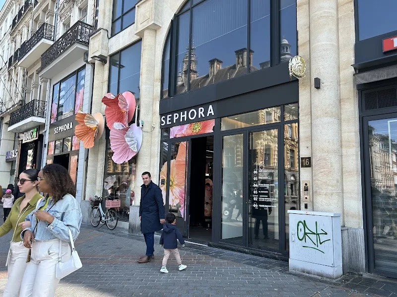 SEPHORA LILLE CENTRE VILLE - Maquillage Lille - OneBooking