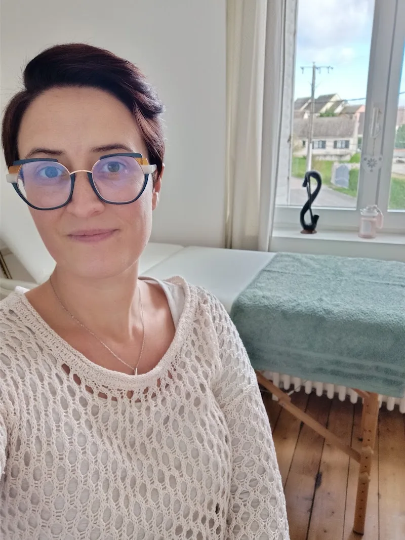 Amandine MENDY - NATUROPATHE REFLEXOLOGUE - Massage Amiens - OneBooking