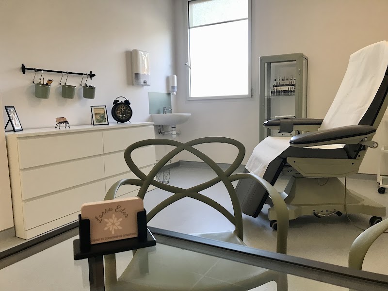 Dermographie Réparatrice Larru Eder - Sourcils & cils Bayonne - OneBooking