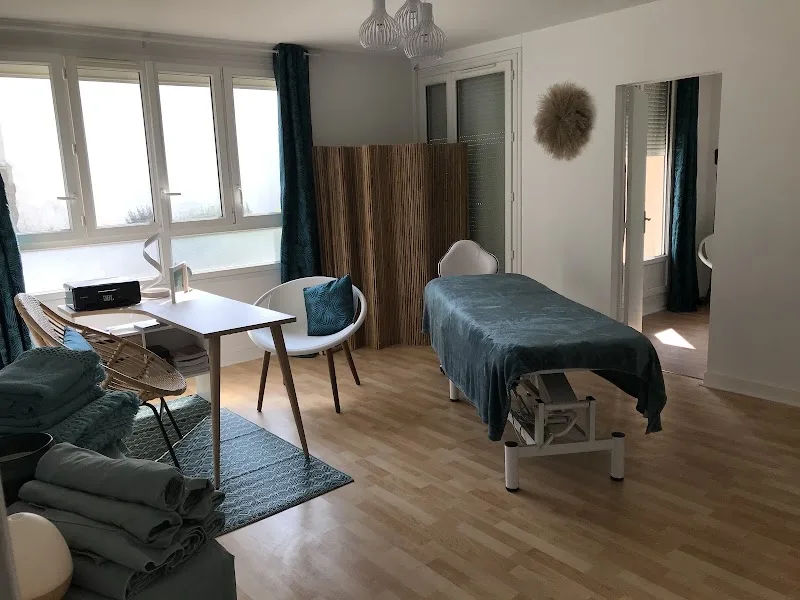 Lumin' Et Sens Luxopunctrice Massothérapeute Formatrice - Massage Le Mans - OneBooking