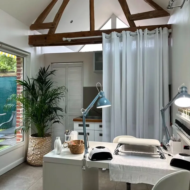 L’atelier 21 - Onglerie Amiens - OneBooking