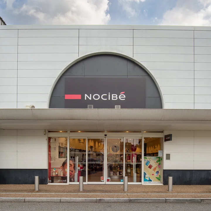 Nocibé - FOUGÈRES GARE - Institut de beauté Fougères - OneBooking
