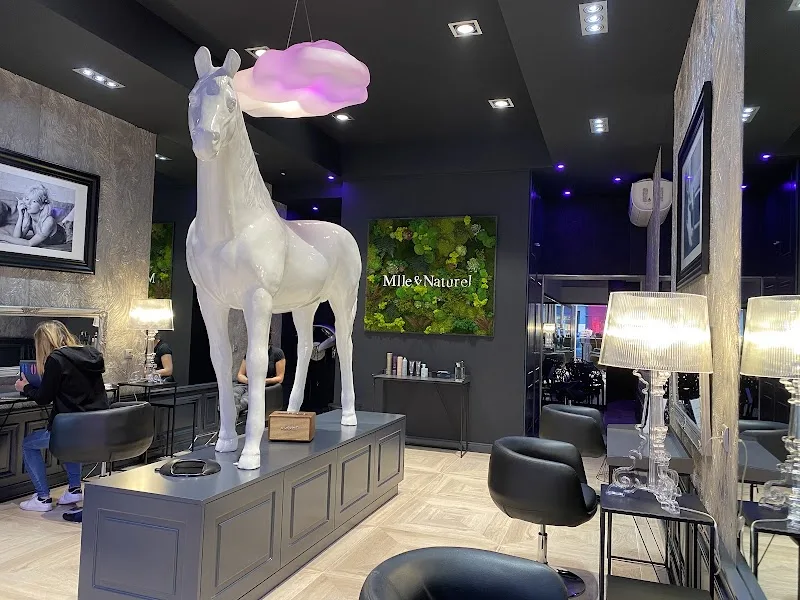 Mlle & Naturel - Coiffure Orléans - OneBooking