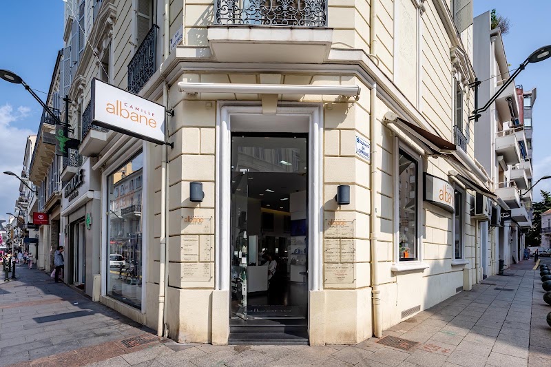 Camille Albane - Coiffeur Cannes - Coiffure Cannes - OneBooking