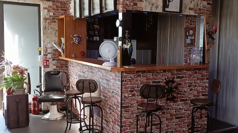 Pirate barber & co - Barbier Clermont-Ferrand - OneBooking