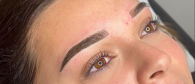 LILSBEAUTY - Sourcils & cils Bastia - OneBooking